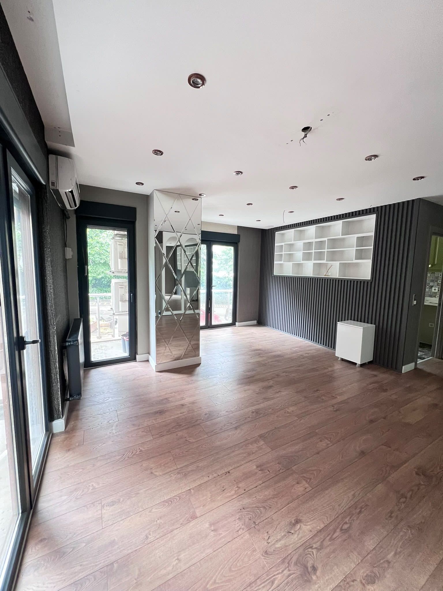 Next to Trump Towers — 70 m² Net 2+1 on the Main Avenue görsel 4