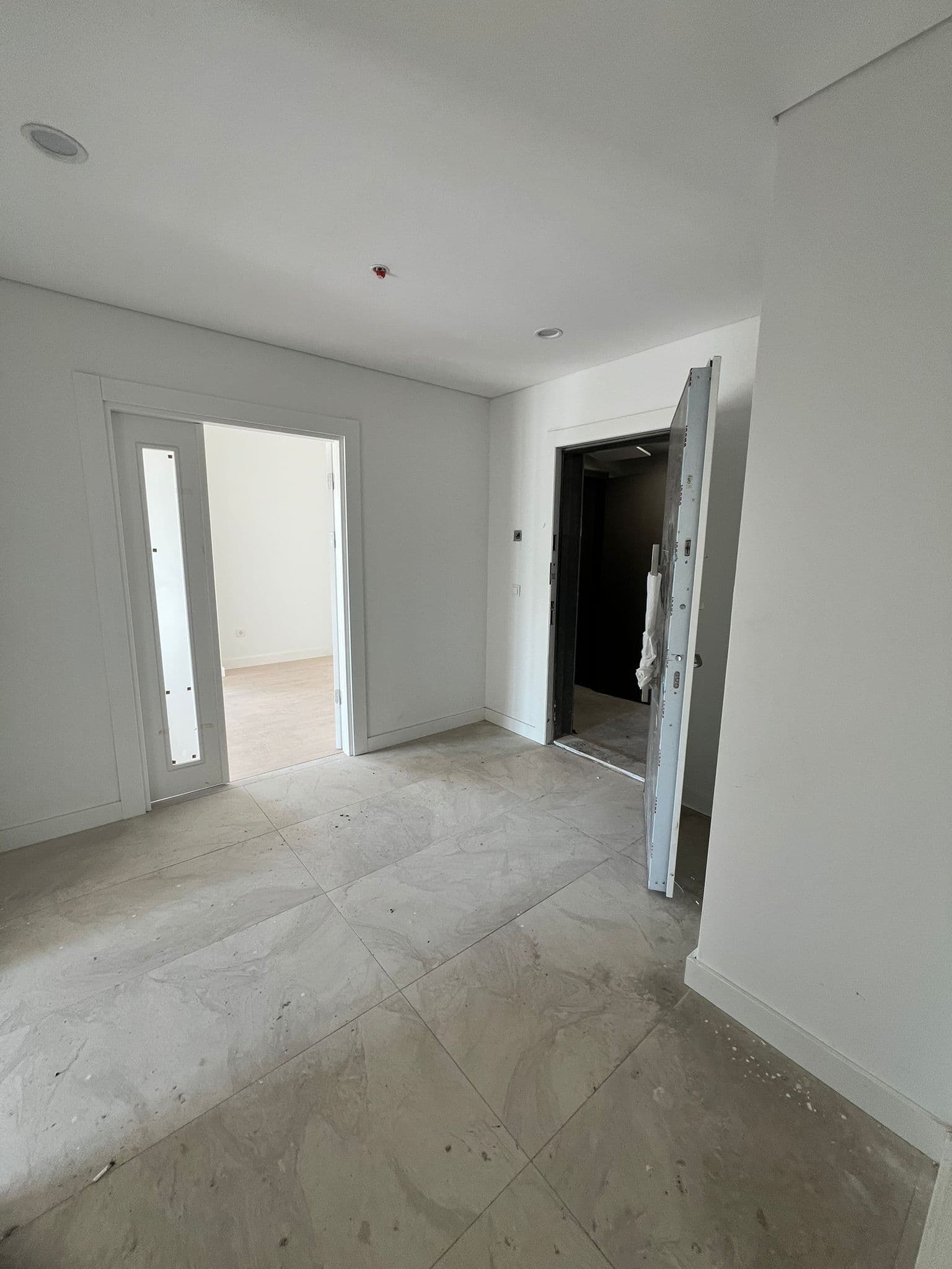 Emlak Konut 17. Etap, 250 m² Net (148 m² Teras) Deniz Manzaralı 3+1 görsel 3